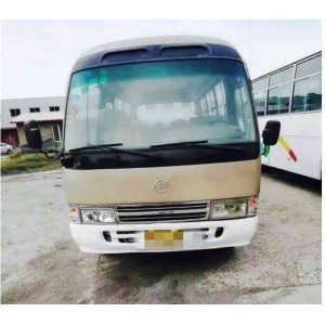 28座金旅考斯特
