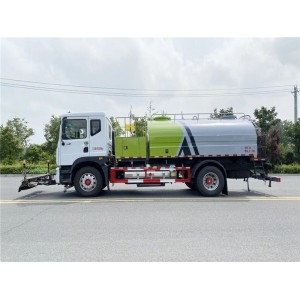 国六东风D9 9方路面清洗车