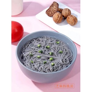 宝宝面条蔬菜面猪肝菠菜面